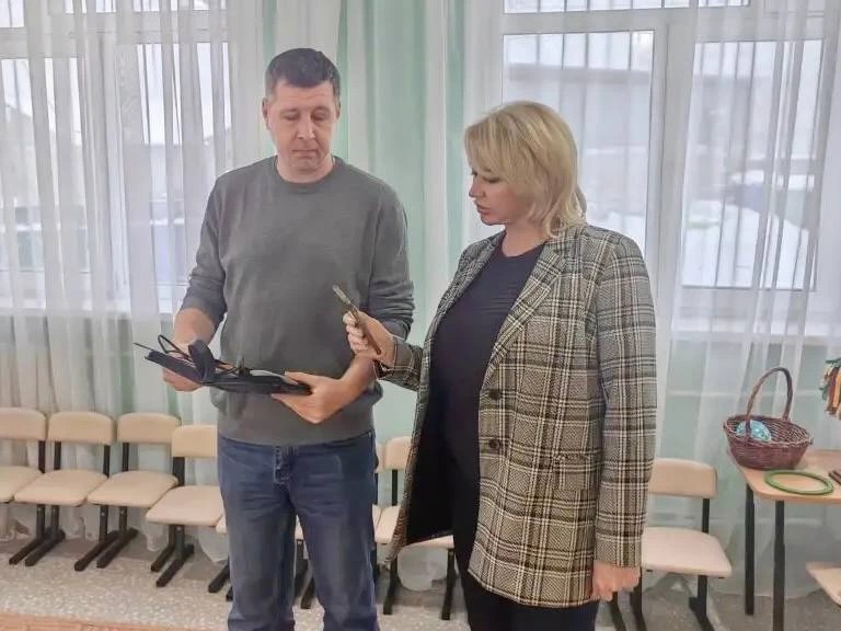 О.В. и мужчина.jpg О.В. и мужчина.jpg